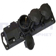 Розетка трехместная с з/к  Р16-381  IP44 каучук